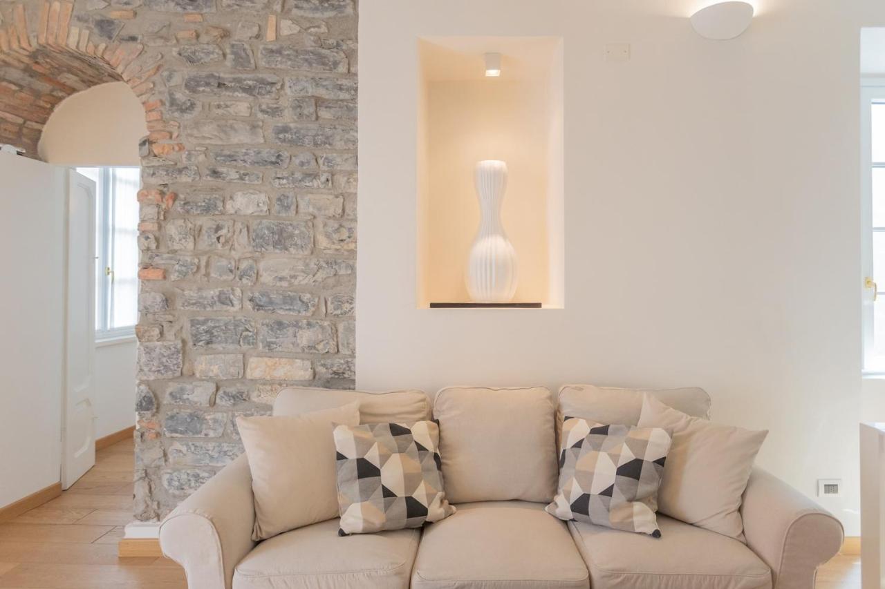 Wine Not Apartment In Como City Centre Esterno foto
