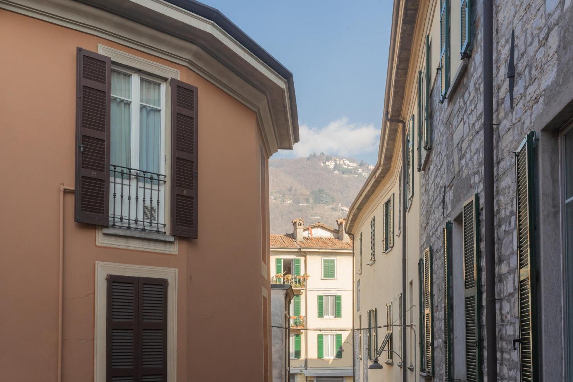 Wine Not Apartment In Como City Centre Esterno foto